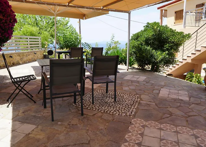 Sea And Sun * קרדמילי